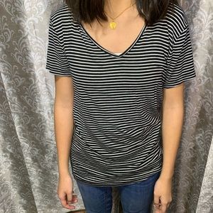 Stripped v-neck